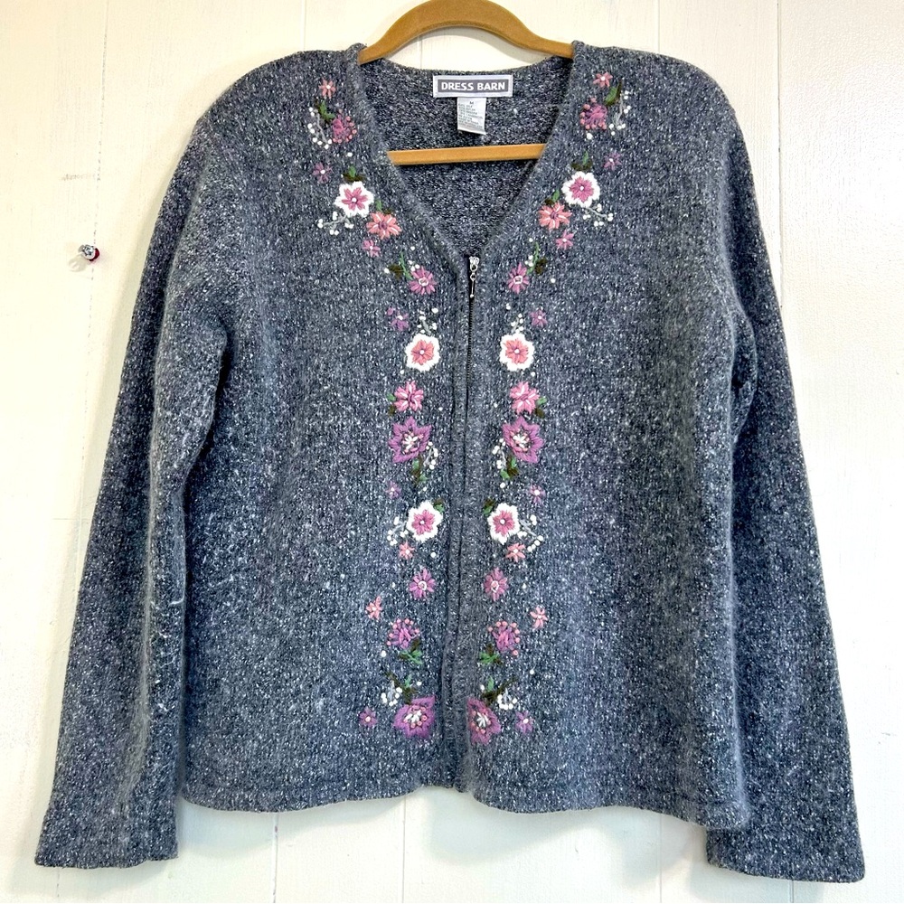 DRESS BARN Cardigan Soft Gray Floral Angora LambsWool Silk Cardigan Size Medium